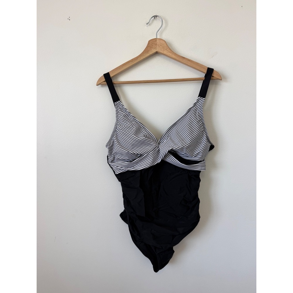 SHEIN Black & Striped One-Piece Swimsuit –‎ Women's XL – NWOT